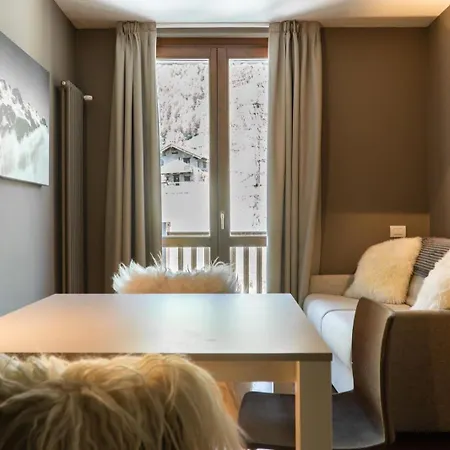 Maison Poluc - Alpine شقة فندقية 3*