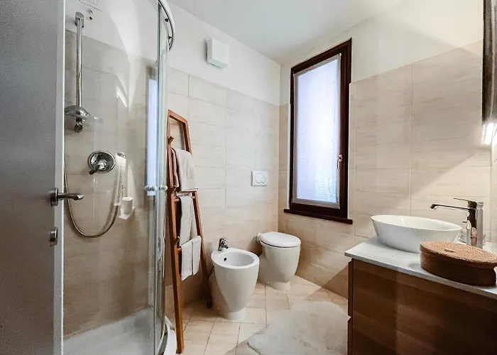 Ξενοδοχείο με διαμερίσματα Maison Poluc - Alpine Champoluc